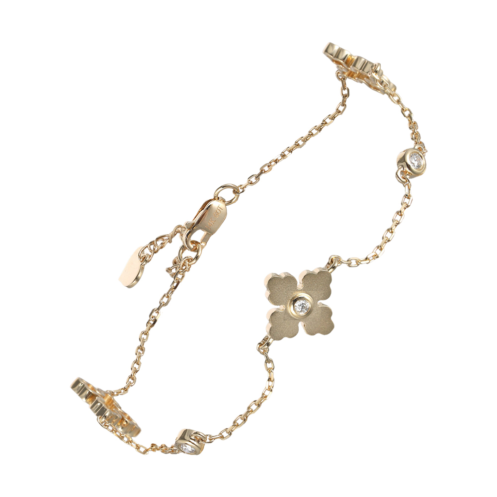 14K YG 1/7 ct. tw. Diamond Clover Station Chain Bracelet