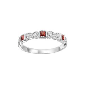 10K WG 1/12 ct. tw. Diamond & 1/7 ct. tw. Garnet Alternating Stackable Ring