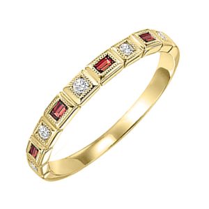 14K YG 1/12 ct. tw. Diamond & 1/6 ct. tw. Garnet Alternating Stackable Ring