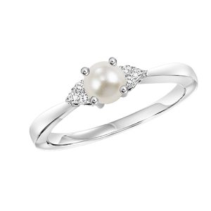 10K WG 1/25 ct. tw. Diamond & 7/8 ct. tw. Pearl Accent Ring