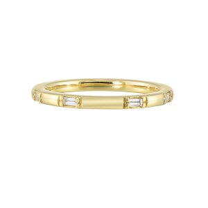 14K YG 1/10 ct. tw. Diamond Wedding Band
